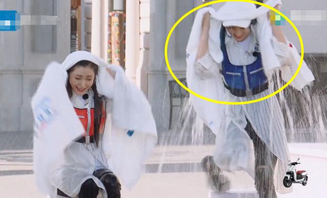 淡雅芳香|程潇生理期还要接受淋雨惩罚，看到她的“做法”，堪称教科书级别