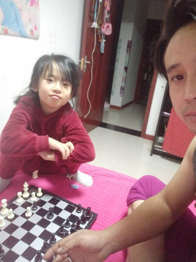 你的育儿经■孩子在家，听网上教学好吗？