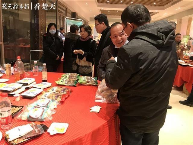 中国餐饮行业发展论坛召开，荆楚优品食材吸引外地餐企目光