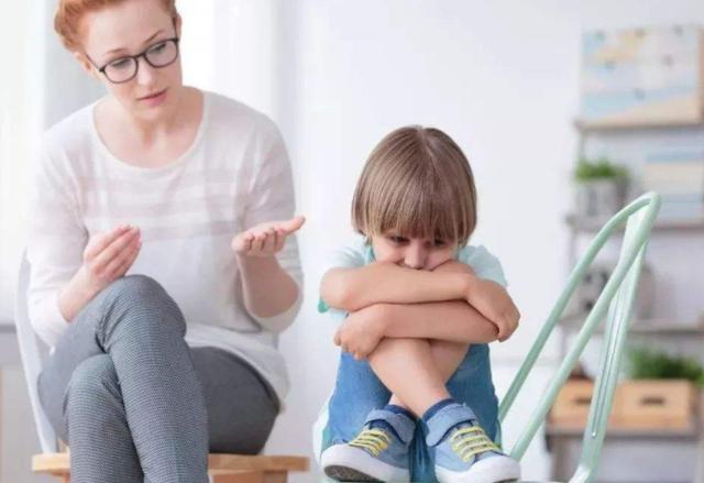 「超级宝妈」做个“4懒”妈妈，才能养出高情商的孩子，宝妈可别太勤快