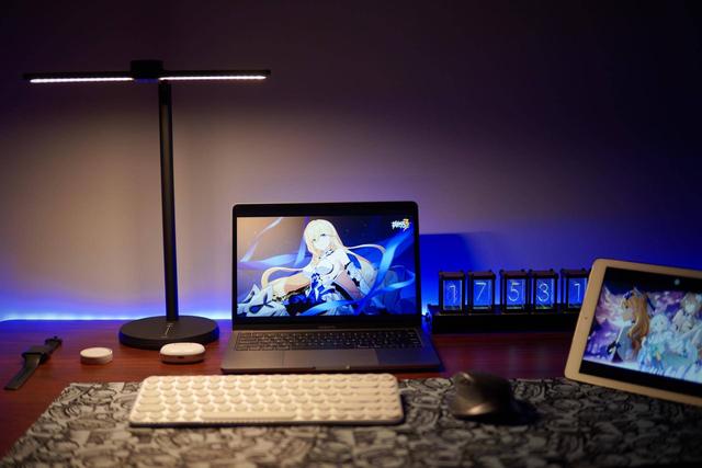 用光照亮书桌，让努力践行梦想，几光智能护眼台灯体验评测