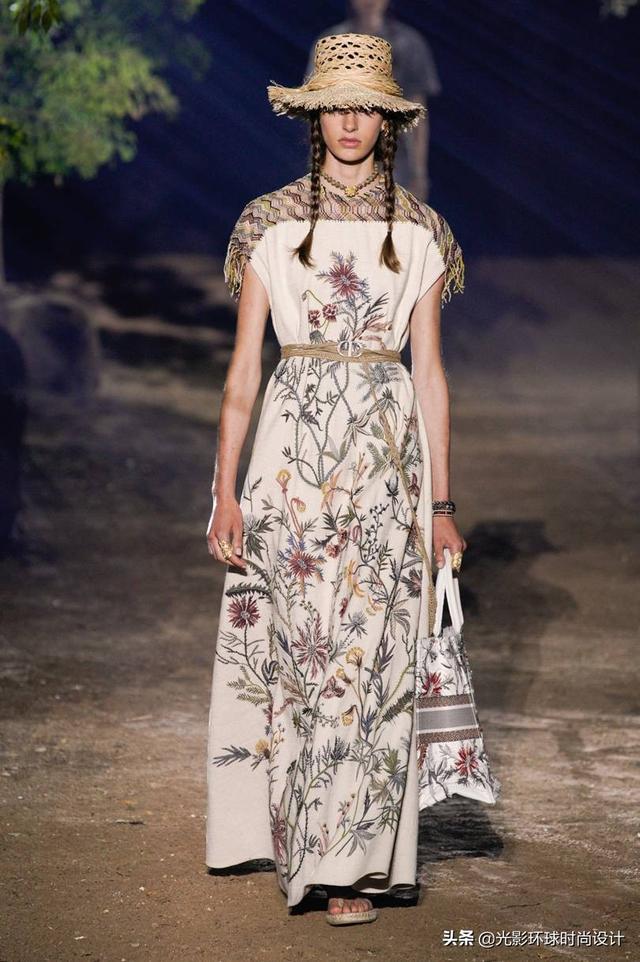 最时尚Christian Dior 2020春夏系列-贴近自然的森林秀