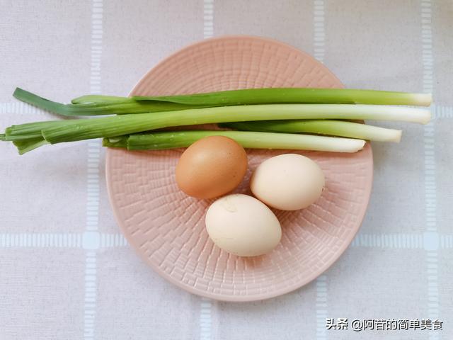 『健康直通车』这两种食物都富含高蛋白，简单烹饪成美味，何必去吃补充品