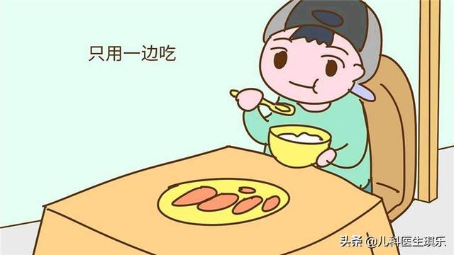 超级宝妈■宝宝在什么时候就可以自己用杯子了？