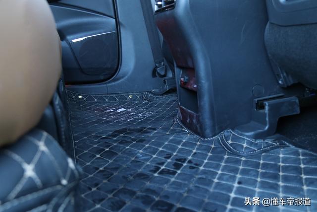 试驾｜光靠颜值取胜够不够？试驾BEIJING-X7