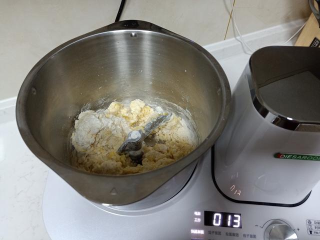 老婆做面包也偷懒，面团不发酵，第二天还柔软拉丝，开心到大笑