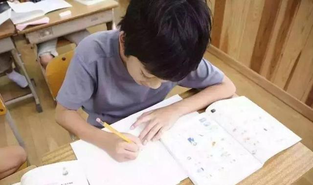 超级宝妈@你还在帮孩子收拾房间吗?哈佛研究:你这样是在害孩子,别瞎勤快