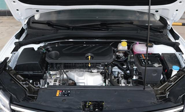 上市一年销量超13.7万辆，这款国产轿车真不比合资差