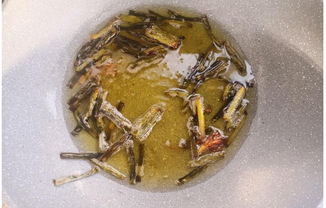 用简单的做法做出来难忘的味道，学会做给家人吃，我家连吃都不腻