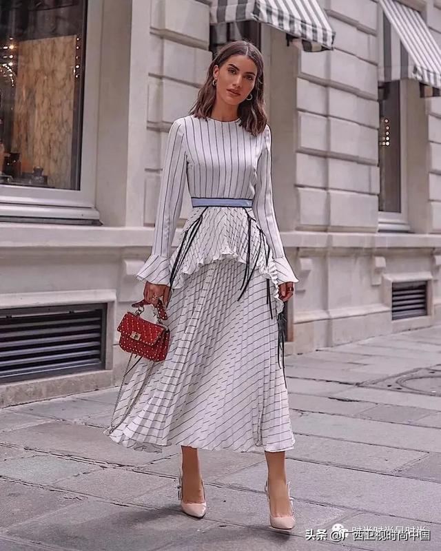 第五大道注意到这个小细节~你与时尚就是一“袖”之隔的距离