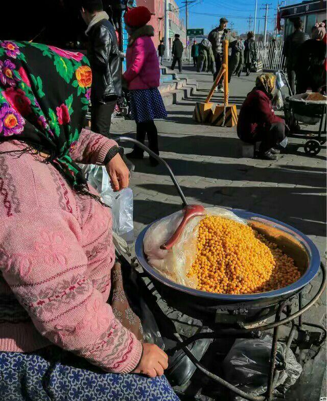 旅行柚子君▲新疆伊犁伊宁市汉人街大巴扎游记