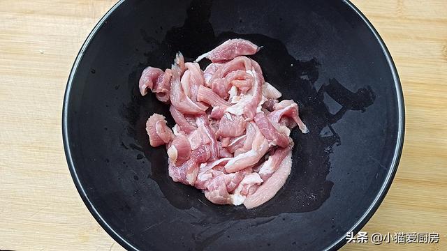 川味滑肉不要再煮汤了，教你做“水煮滑肉”，鲜香麻辣，吃着真爽