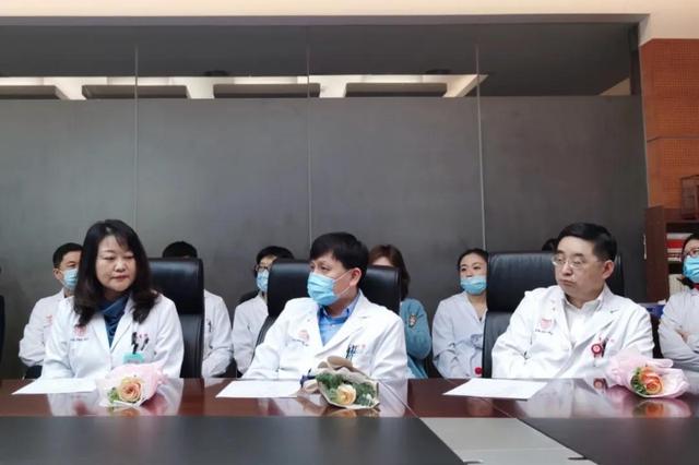 春季易“变态”？华山医院变态反应科开诊，张文宏也来捧场