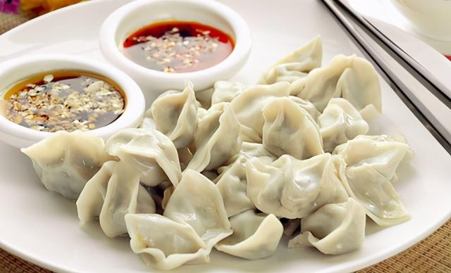 饺子肉馅不好吃？面点师教你正确调馅做法，饺子肉馅鲜嫩又多汁