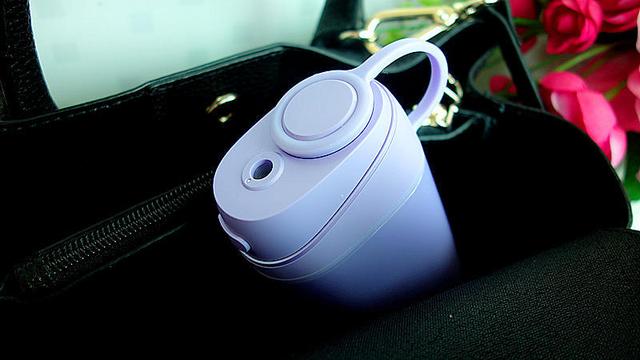 口腔清洁新工具，深度洁牙新体验——罗曼与丁香医生联名款冲牙器