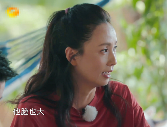 徐峥太惨了，老婆与“前夫”沙溢上节目不算，还被陶虹花式吐槽糖果儿