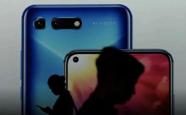 看了眼荣耀的接盘侠，就知道华为留有后手