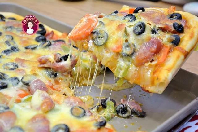 自制家庭版披萨，真材实料，好吃又健康！一点不比餐厅卖的差