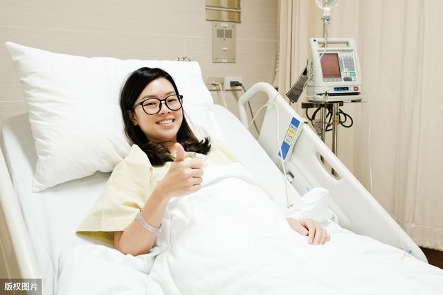 [你的育儿经]女性剖腹产，肚子留下丑丑的疤，术后该如何恢复？注意事项在这里