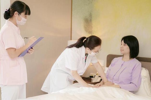 你的育儿经|产后坐月子出汗多是因为体虚吗？两个误区常犯，宝妈们要重视了