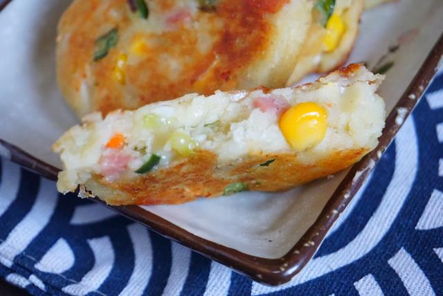 简单的营养早餐，10分钟就能搞定，外酥里嫩太好吃了