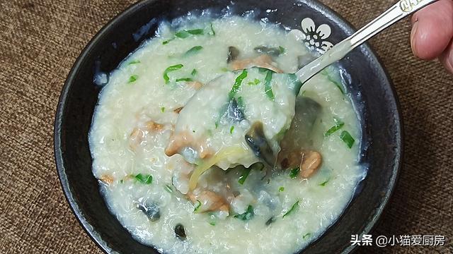 做皮蛋瘦肉粥时，别直接下锅，小猫教你正确做法，营养好吃，真香