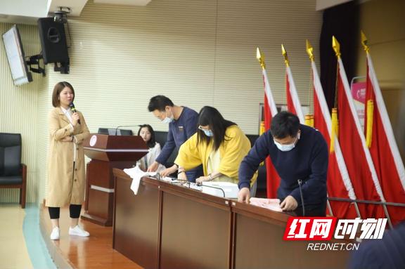 母乳喂养|妇幼健康促进行动 湖南省妇幼保健院举办母乳喂养“喂”爱告白活动