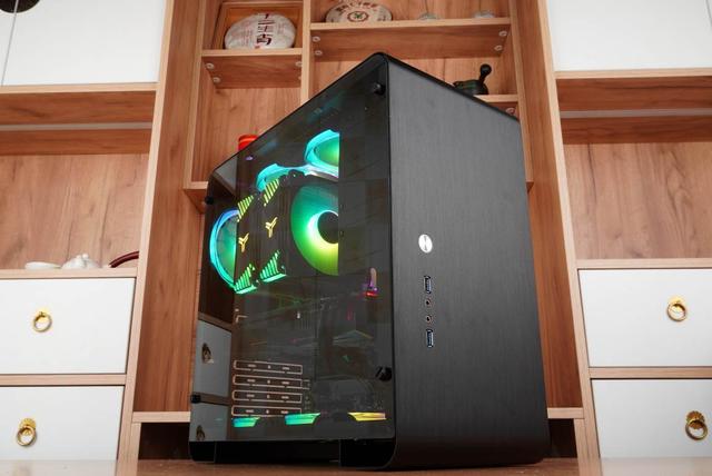 什么？您也想玩小的ATX主机？同道中人啊