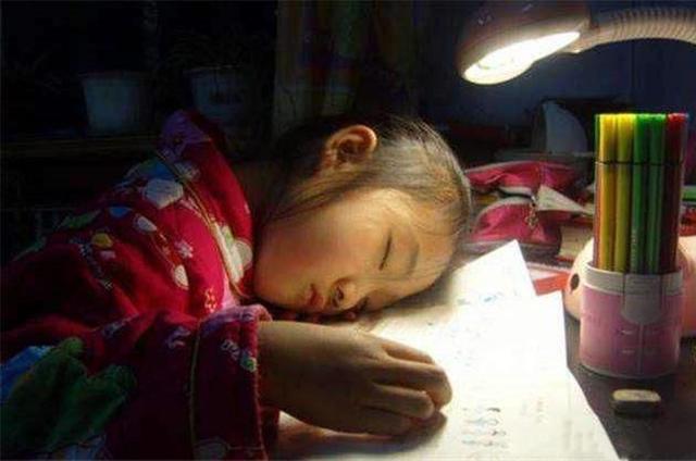 『你的育儿经』孩子提出这“3个请求”，父母不要直接拒绝，别让“吝啬”毁了娃