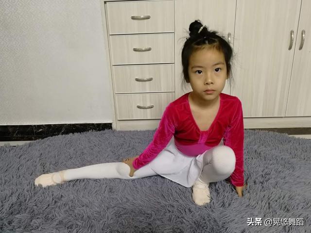 你的育儿经：少儿舞蹈，柔韧性练习，怎么学横叉效果好