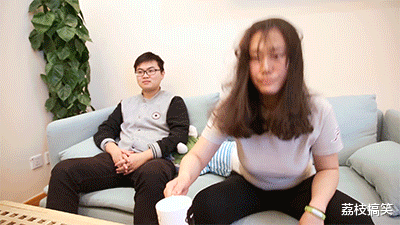 搞笑gif开心一刻:笑死宝宝了