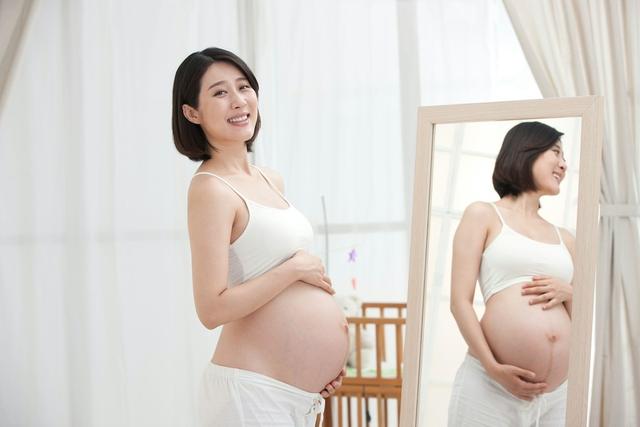 「你的育儿经」避免这四种睡姿,尤其孕晚期 ,容易引起胎儿发育问题