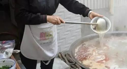 到三要不吃羊肉套，枉到三要！商洛名吃——三要羊肉套