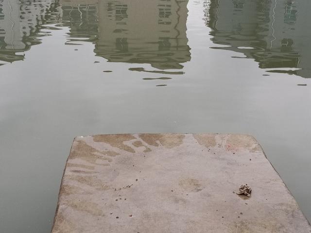 「你的育儿经」夏季天气炎热，小孩爱嬉水，预防小孩溺水是关键，家长们值得借鉴