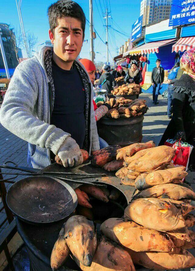 旅行柚子君▲新疆伊犁伊宁市汉人街大巴扎游记