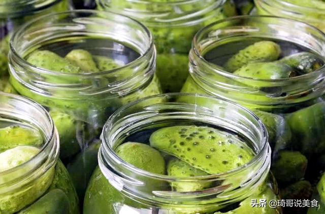 看了战斗民族的“硬核”下酒菜，东北大哥放下筷子：还是你们厉害