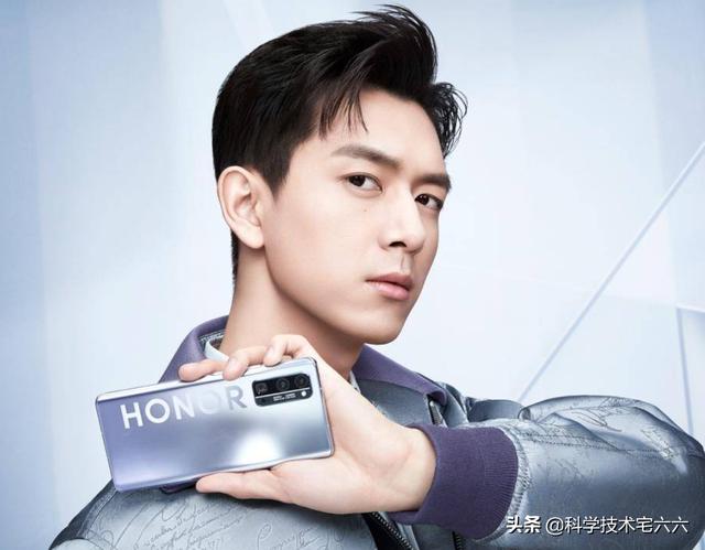 荣耀手机“卖身”，离开华为的荣耀，优势在哪里呢？