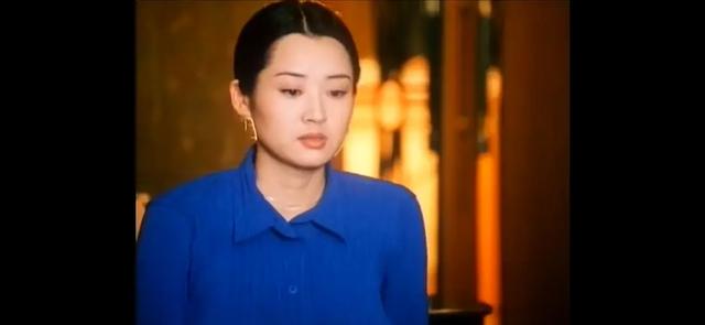 两须的猫|许晴小陶虹十几年前同框照，小陶虹漂亮洋气相当甜，许晴又土又村