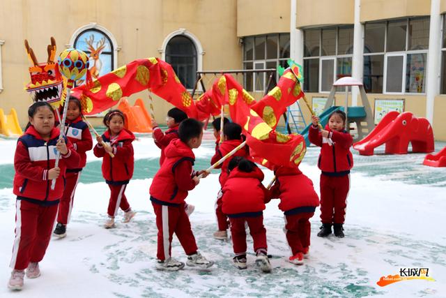 高清图｜河北石家庄：幼儿园里迎新年