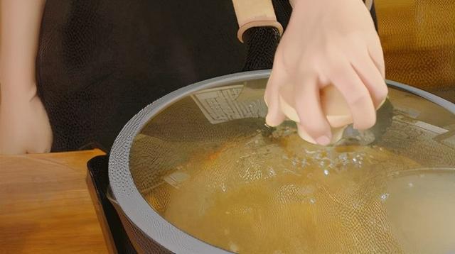 菜肉浓鲜一锅出，香到全屋子人坐不住，闻着睡不着