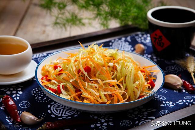 炒白萝卜丝，香辣爽脆，超下饭家常菜，10分钟，做法简单