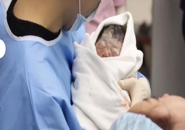 儿女天天乐|为啥宝宝大都是“哭着降生”？新生儿第一声啼哭，意义重大要读懂