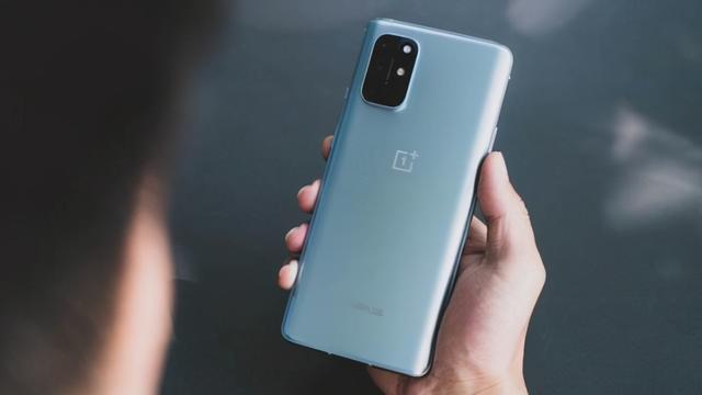 京东好评度94%，一加8T有点支撑不起“真香”二字