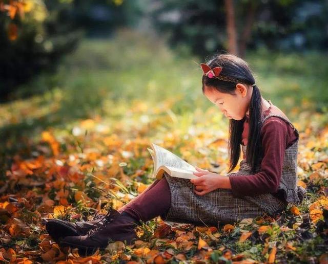 家庭教育影响重大，想让孩子有出息，这4点家长不可不知