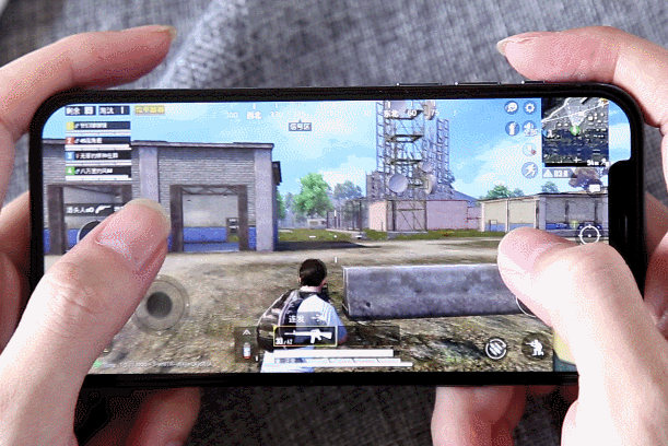 国产旗舰打游戏一定比苹果差？做完这个测试后，彻底改观了