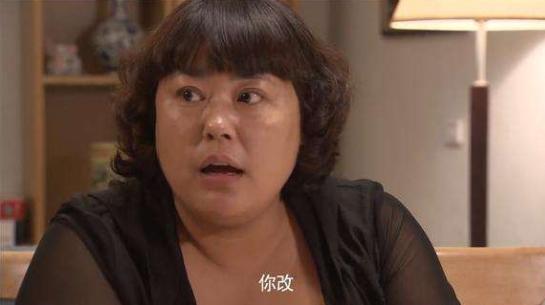 [超级宝妈]90后夫妻“结婚证”走红，两人的名字堪称绝配，网友：孩子该叫啥