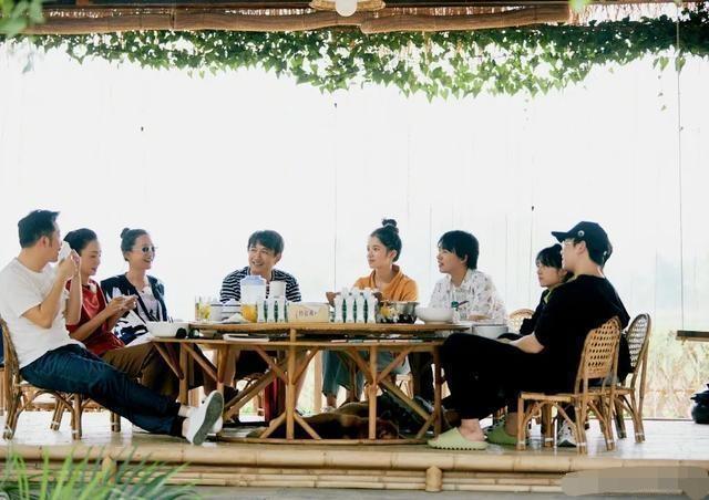 《向往的生活》周迅陶虹为何反差如此之大？都是岁月惹的祸？9号放映厅