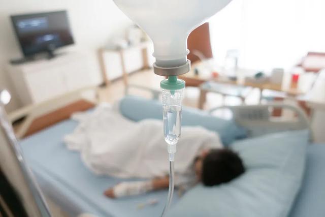 贵州卫视|2岁娃抽搐不止，口吐鲜血差点没命！…这东西很多人家里都有