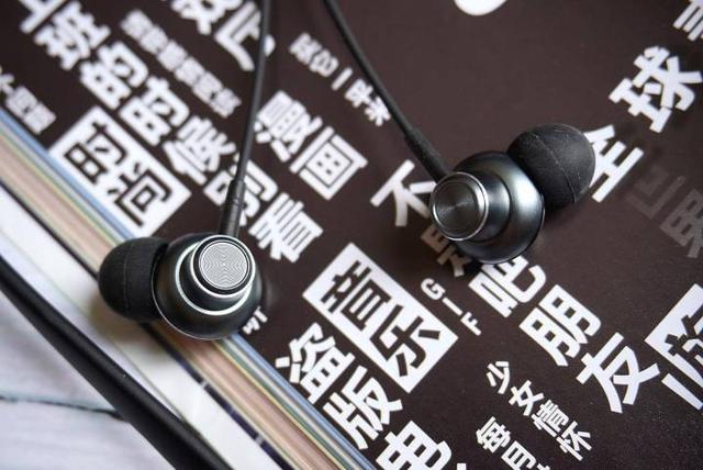 99元的西圣Armor蓝牙耳机，价格低到让人怀疑人生