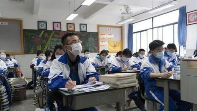 「陌上花」省教育厅最新通知!事关寒暑假、到校时间、在校集中学习时间、家庭作业……
